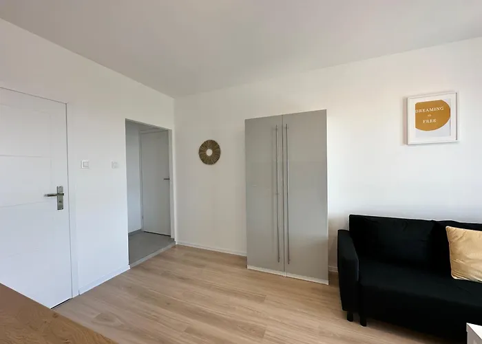 Blisko Plazy I Parku Reagana 格但斯克